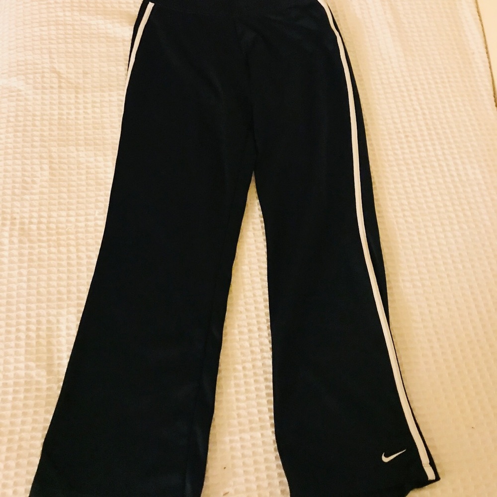Nike running pants size medium